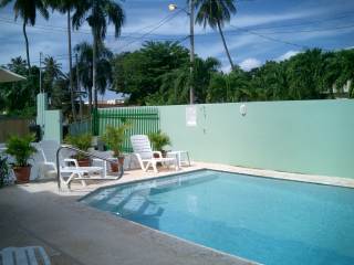 Sunset Court Suites - Pool