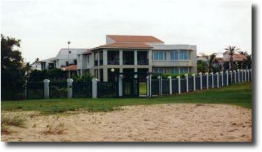 Lakeside Oceanfront - 3 Bdm /3 Bath